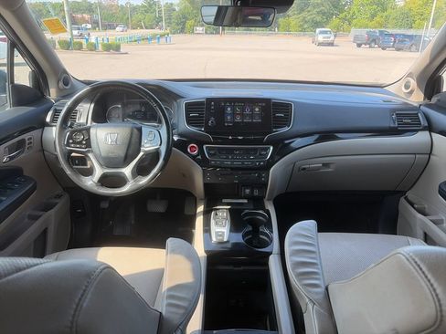 Used 2019 Honda Pilot Elite image 12