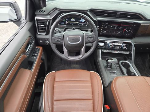 Used 2025 GMC Sierra 1500 Denali Ultimate image 33