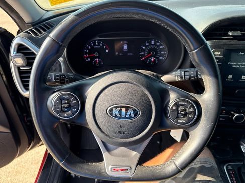 Used 2021 Kia Soul GT-Line FWD image 22