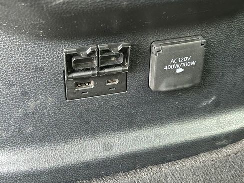 Used 2023 Toyota Sequoia Capstone image 27