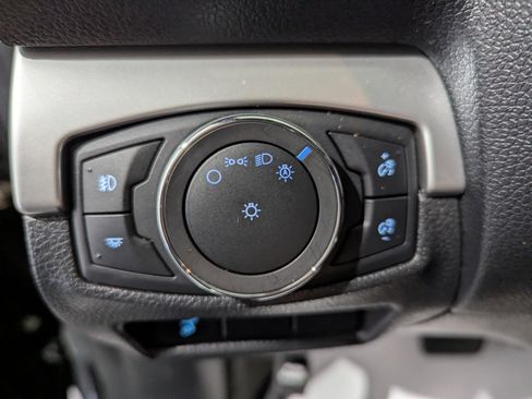 Used 2017 Ford Explorer XLT w/ Equipment Group 202A image 17