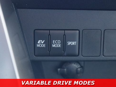 Used 2016 Toyota RAV4 XLE image 22