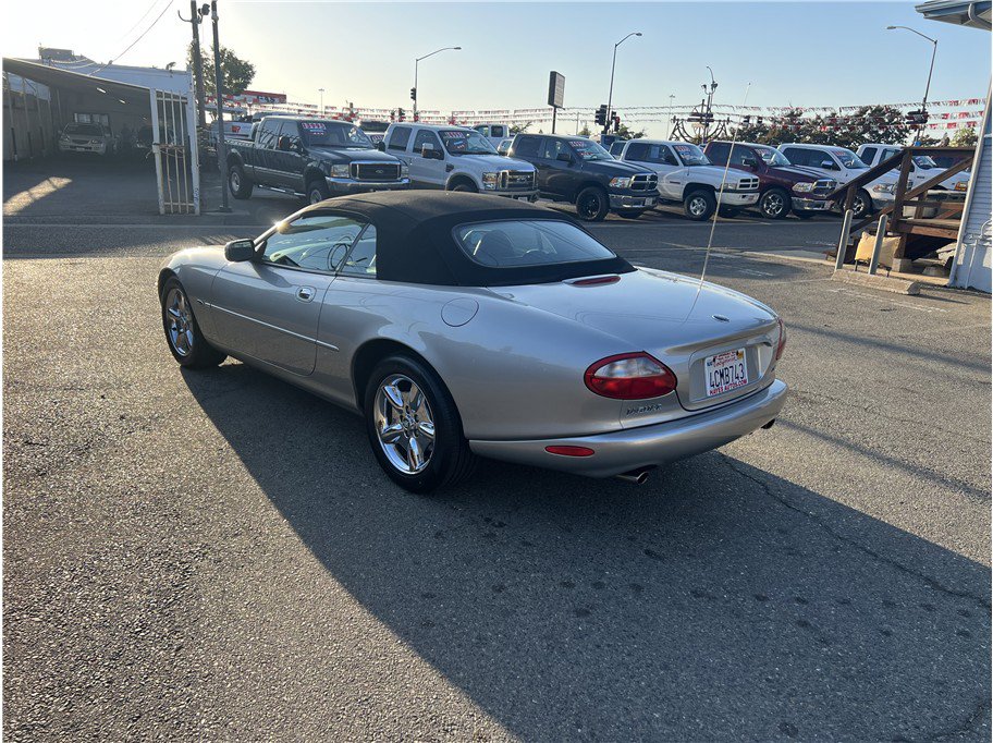 Used 1998 Jaguar XK8 Convertible RWD image 6