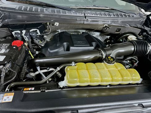 Used 2020 Ford Expedition XLT w/ Equipment Group 202A image 36