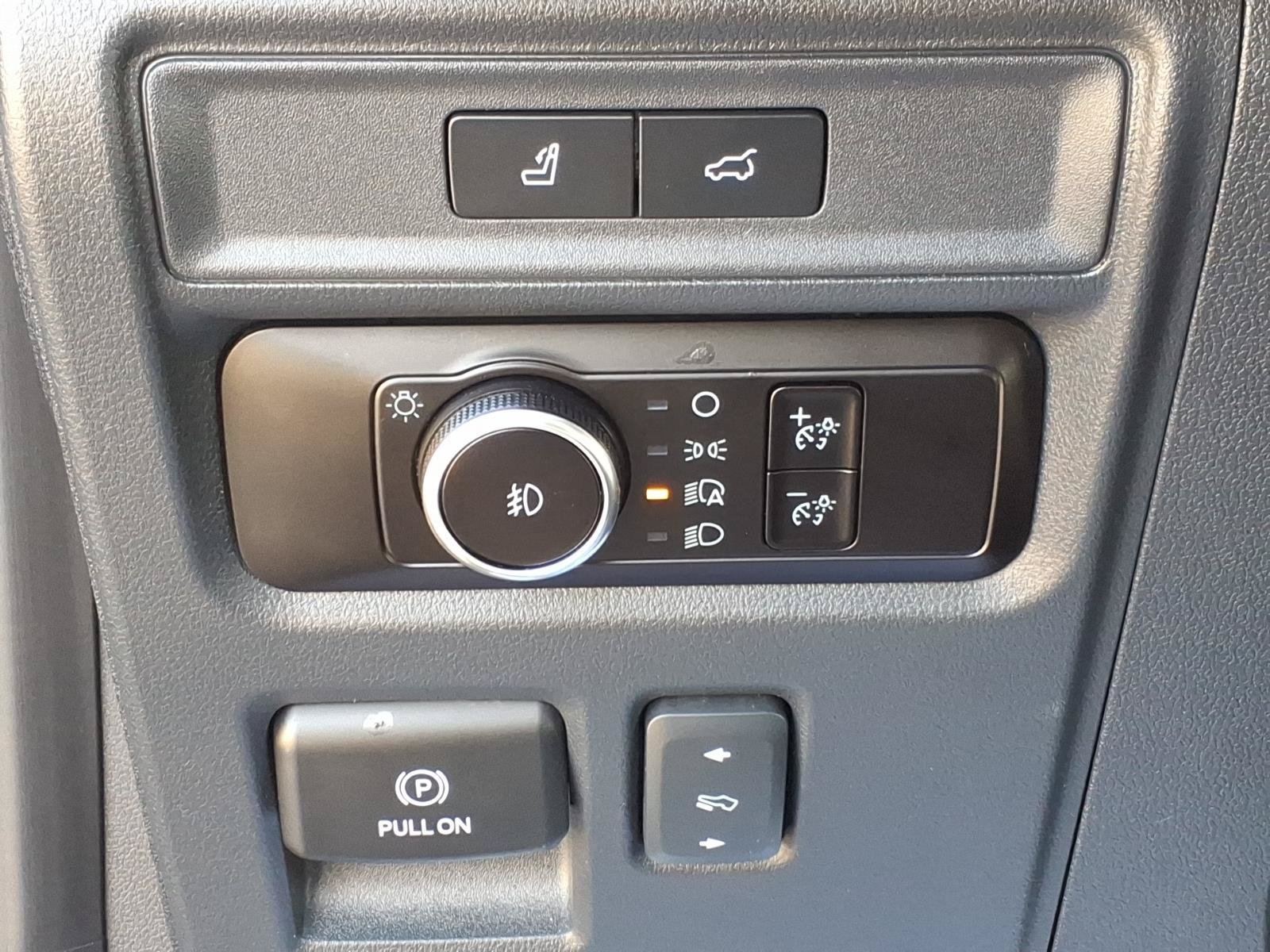 Used 2023 Ford Expedition Max XLT AWD/4WD image 17