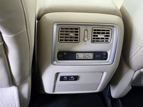 Used 2020 INFINITI QX60 Luxe w/ Essential Package FWD image 11