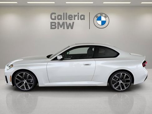 Used 2023 BMW 230i Coupe w/ Premium Package image 12