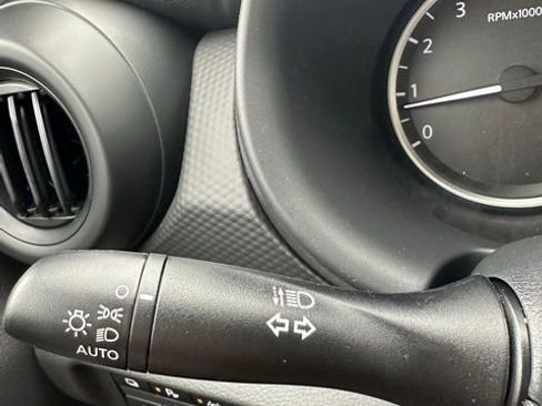 New 2025 Nissan Kicks Play S image 25