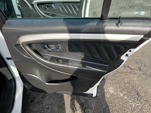 Used 2015 Ford Taurus SEL w/ Equipment Group 201A image 32