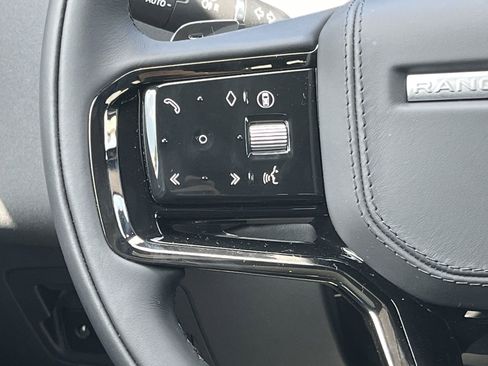 New 2026 Land Rover Range Rover Velar Dynamic SE image 16