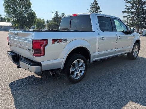 Used 2017 Ford F150 Platinum w/ Equipment Group 701A Luxury AWD/4WD image 3
