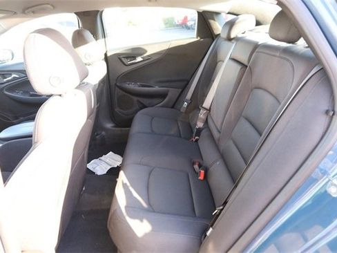 Used 2024 Chevrolet Malibu LT image 9