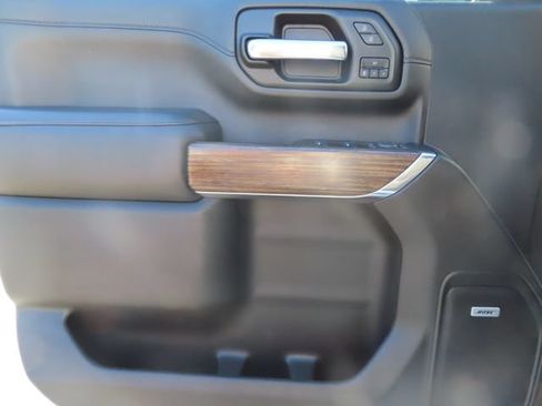 Used 2020 Chevrolet Silverado 3500 High Country w/ Z71 Off-Road Package AWD/4WD image 13