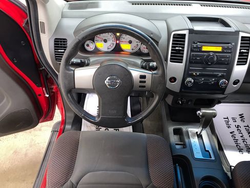 Used 2009 Nissan Frontier PRO-4X AWD/4WD image 23