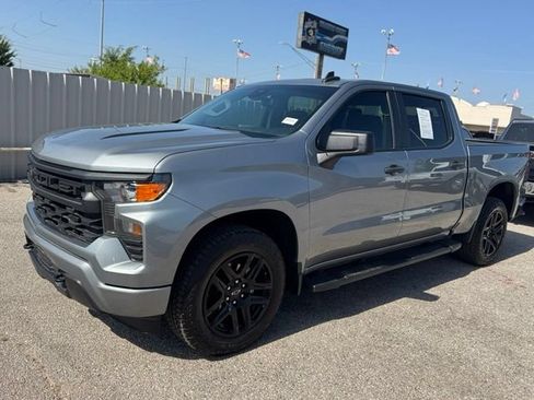 Used 2023 Chevrolet Silverado 1500 Custom w/ LPO, Dark Essentials Package RWD image 3