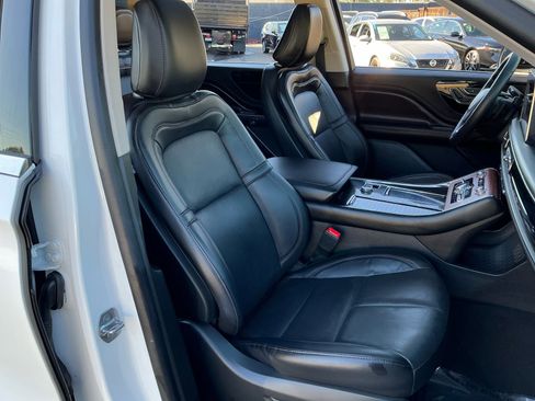Used 2024 Lincoln Aviator Reserve image 22