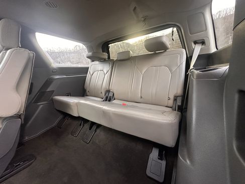 Used 2021 Ford Expedition Limited image 28