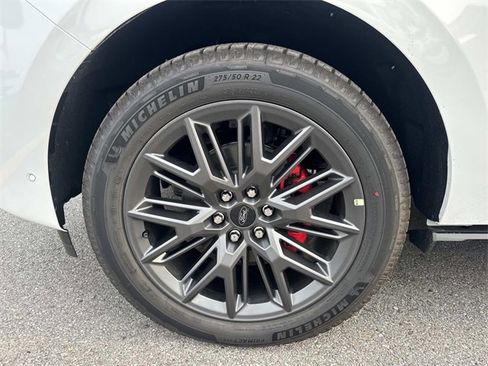 New 2025 Ford Expedition Platinum w/ Stealth Performance Package image 9