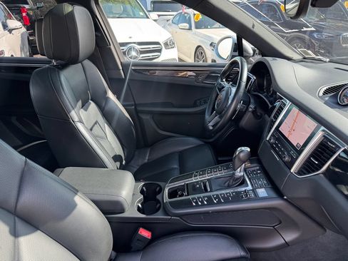 Used 2018 Porsche Macan S AWD/4WD image 31