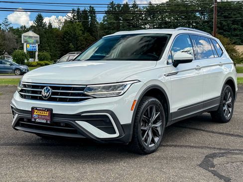 Used 2022 Volkswagen Tiguan SE FWD image 7