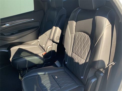 Used 2023 Buick Enclave Avenir w/ Avenir Technology Package image 21
