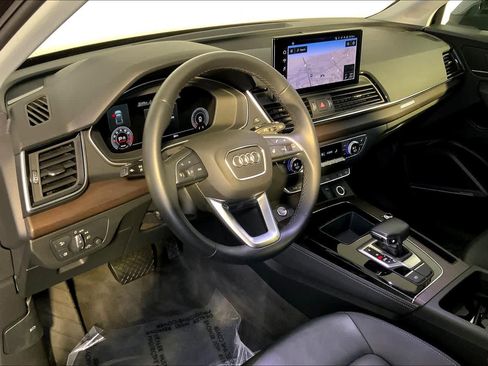 Used 2021 Audi Q5 Premium Plus w/ Premium Plus Package image 17