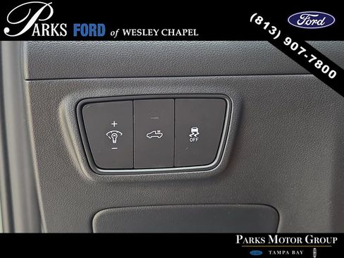 Used 2024 Hyundai Santa Cruz SEL FWD image 25