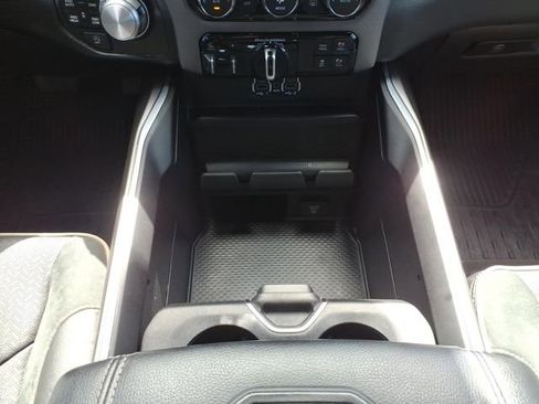 Used 2021 RAM 1500 Laramie w/ Sport Appearance Package AWD/4WD image 19