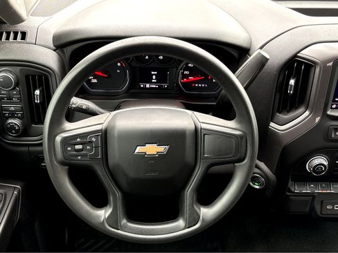 Used 2023 Chevrolet Silverado 1500 Custom image 13