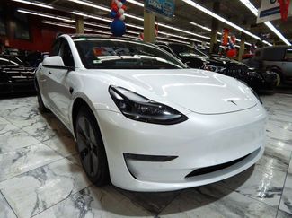 Used 2022 Tesla Model 3 Long Range image 1