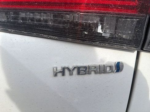 Used 2023 Toyota Highlander Limited image 19