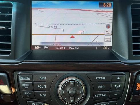 Used 2015 Nissan Pathfinder Platinum w/ Family Entertainment Package FWD image 21