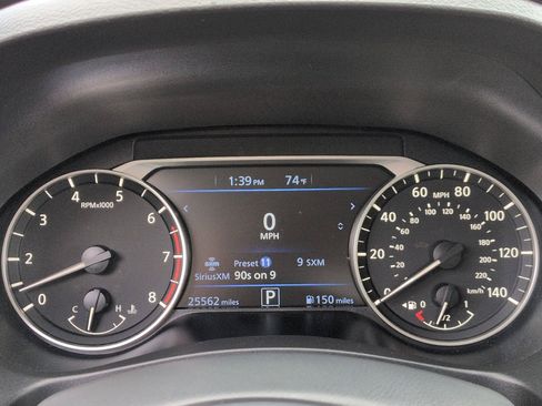 Used 2025 Nissan Altima 2.5 SV FWD image 20