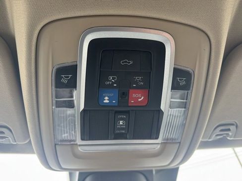 Used 2021 RAM 1500 Laramie image 23