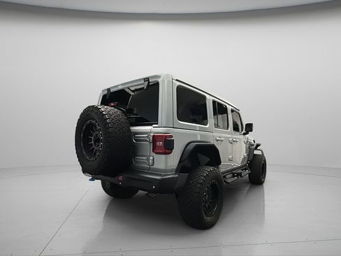 Used 2023 Jeep Wrangler Unlimited Sahara image 7