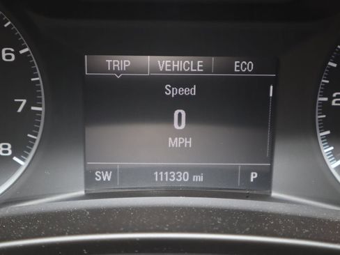 Used 2018 GMC Terrain SLE w/ Driver Convenience Package FWD image 10