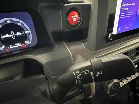 Used 2026 Toyota Tacoma TRD Off-Road AWD/4WD image 22
