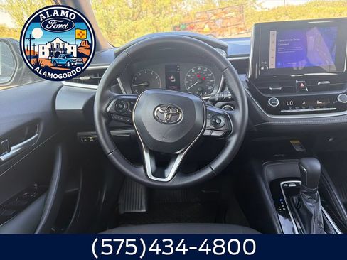 Used 2026 Toyota Corolla SE FWD image 13
