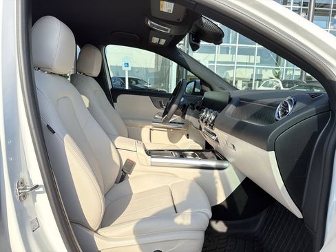 Certified 2026 Mercedes-Benz GLA 250 4MATIC image 18