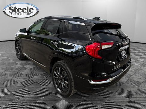 Used 2024 GMC Terrain Denali w/ Black Diamond Edition AWD/4WD image 3
