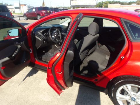 Used 2013 Ford Focus SE image 15