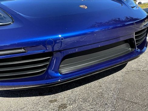 Used 2020 Porsche 718 Boxster RWD image 28