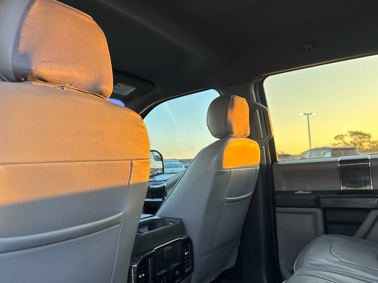 Used 2019 Ford F150 XLT w/ Equipment Group 302A Luxury AWD/4WD image 39