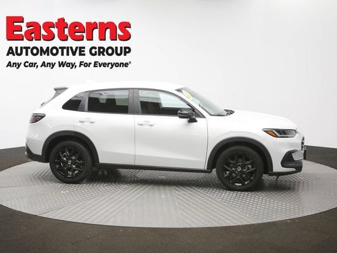 Used 2023 Honda HR-V Sport image 45