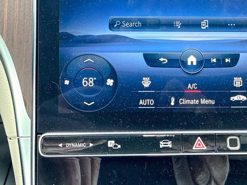 Used 2022 Mercedes-Benz C 300 4MATIC Sedan image 32