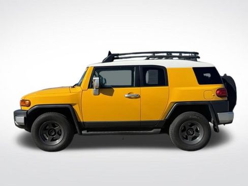 Used 2007 Toyota FJ Cruiser 4WD w/ Upgrade Pkg 2 image 5