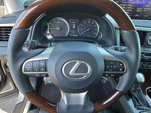 Used 2018 Lexus RX 350 AWD w/ Premium Package image 18