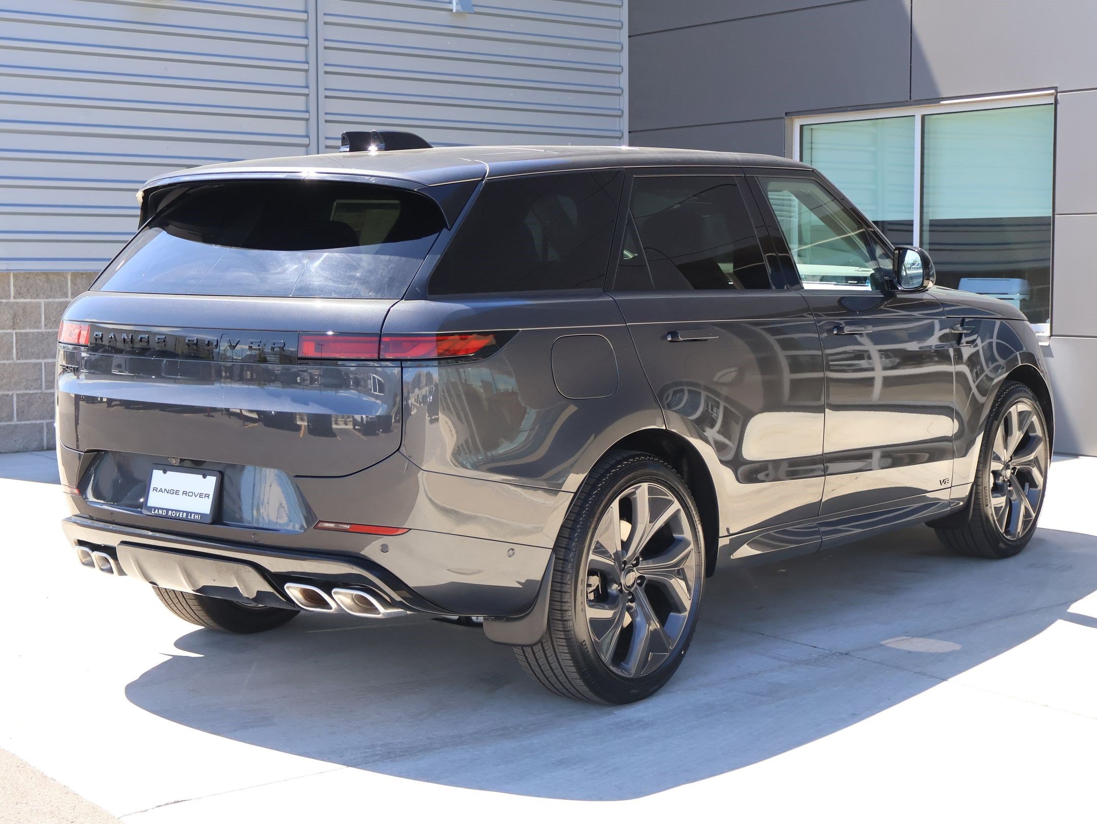 New 2026 Land Rover Range Rover Sport Dynamic SE AWD/4WD image 5