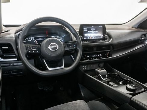 Used 2023 Nissan Rogue SV AWD/4WD image 7