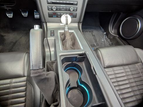 Used 2012 Ford Mustang Shelby GT500 w/ Electronics Pkg RWD image 11
